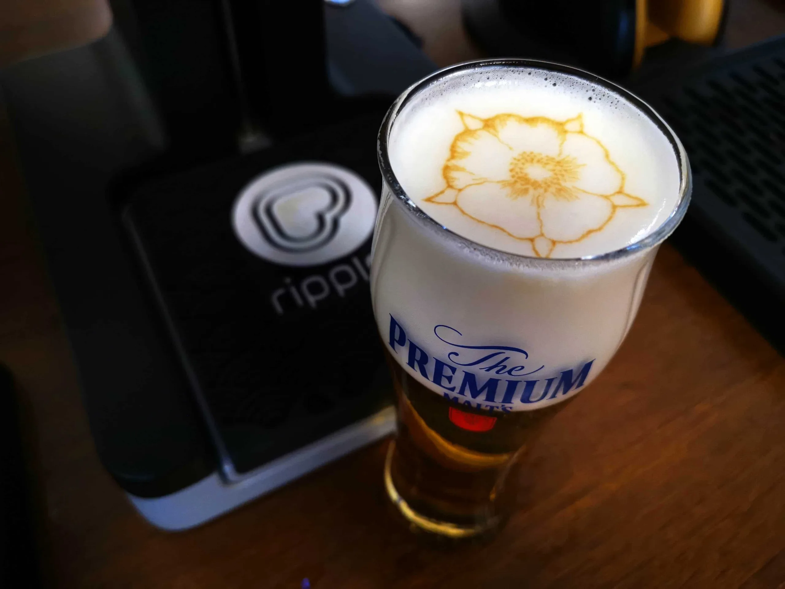 Suntory Beer foam print